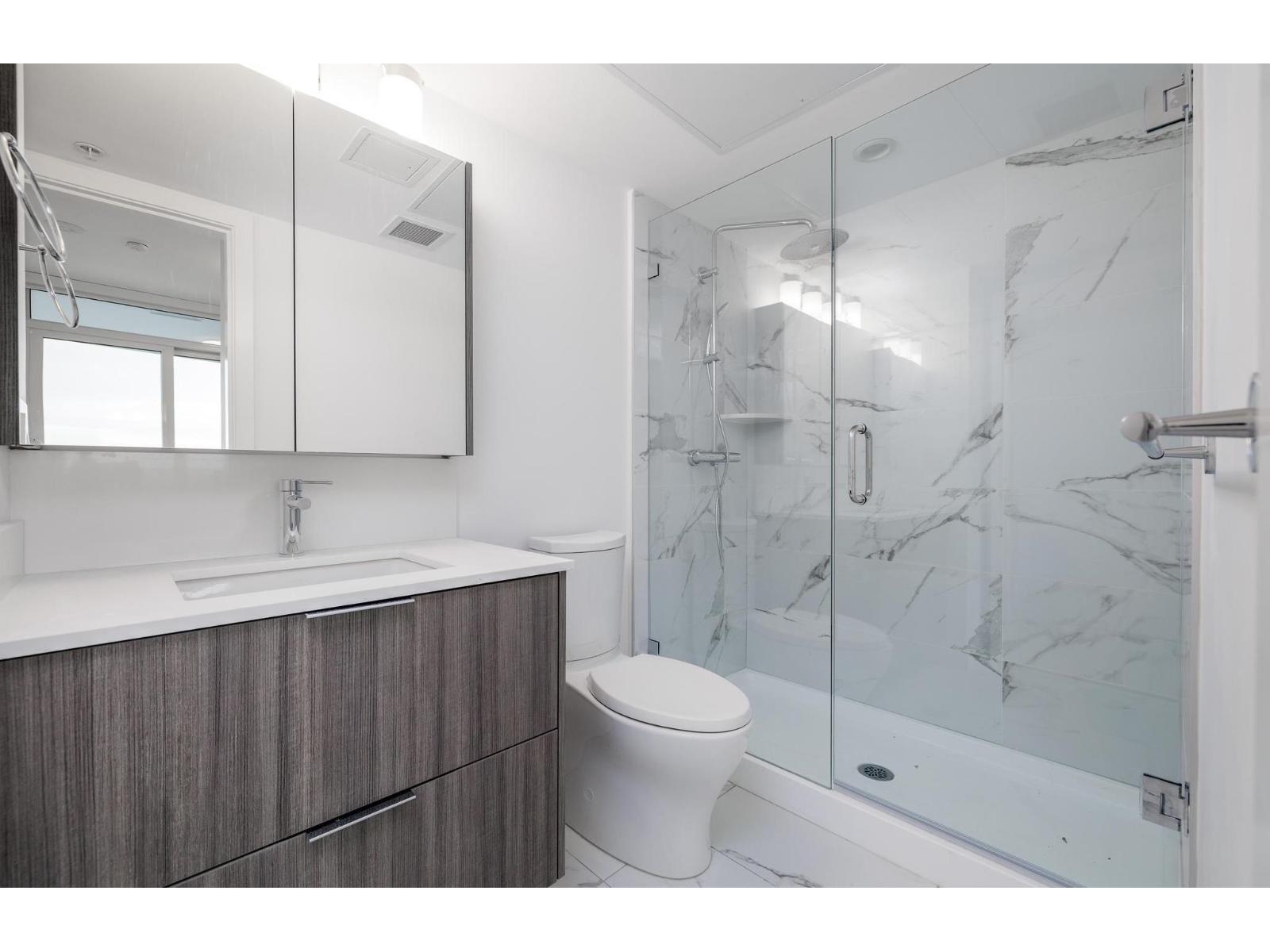 803 10333 133 Street, Surrey, British Columbia  V3R 2H4 - Photo 8 - R3071134