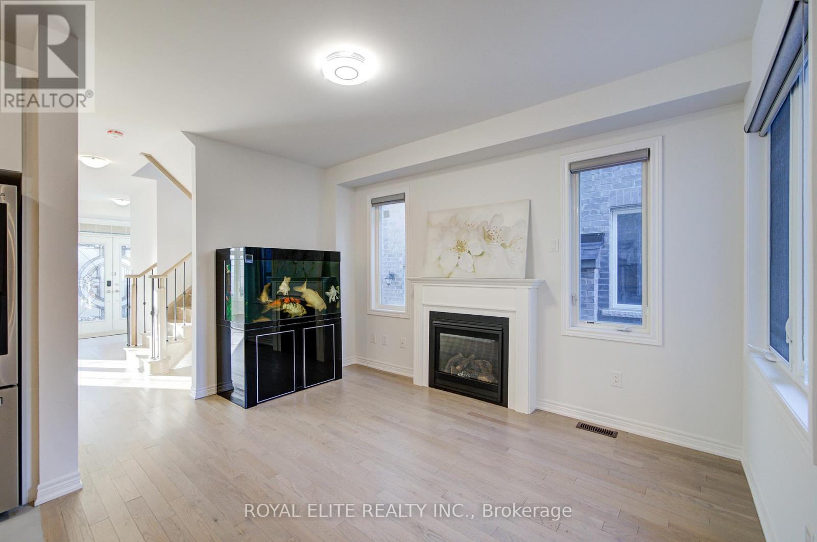 51 Albert Lewis Street, Markham, Ontario  L6B 1A8 - Photo 13 - N12590954