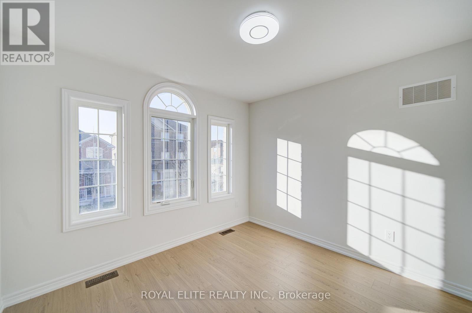 51 Albert Lewis Street, Markham, Ontario  L6B 1A8 - Photo 44 - N12590954