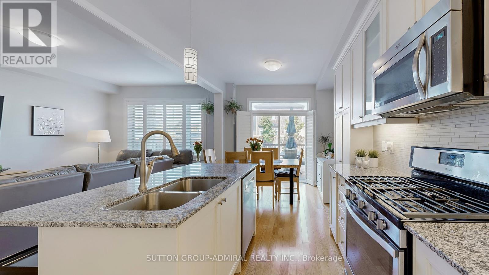 6 Andreeta Drive, Vaughan, Ontario  L4H 4H4 - Photo 14 - N12590994