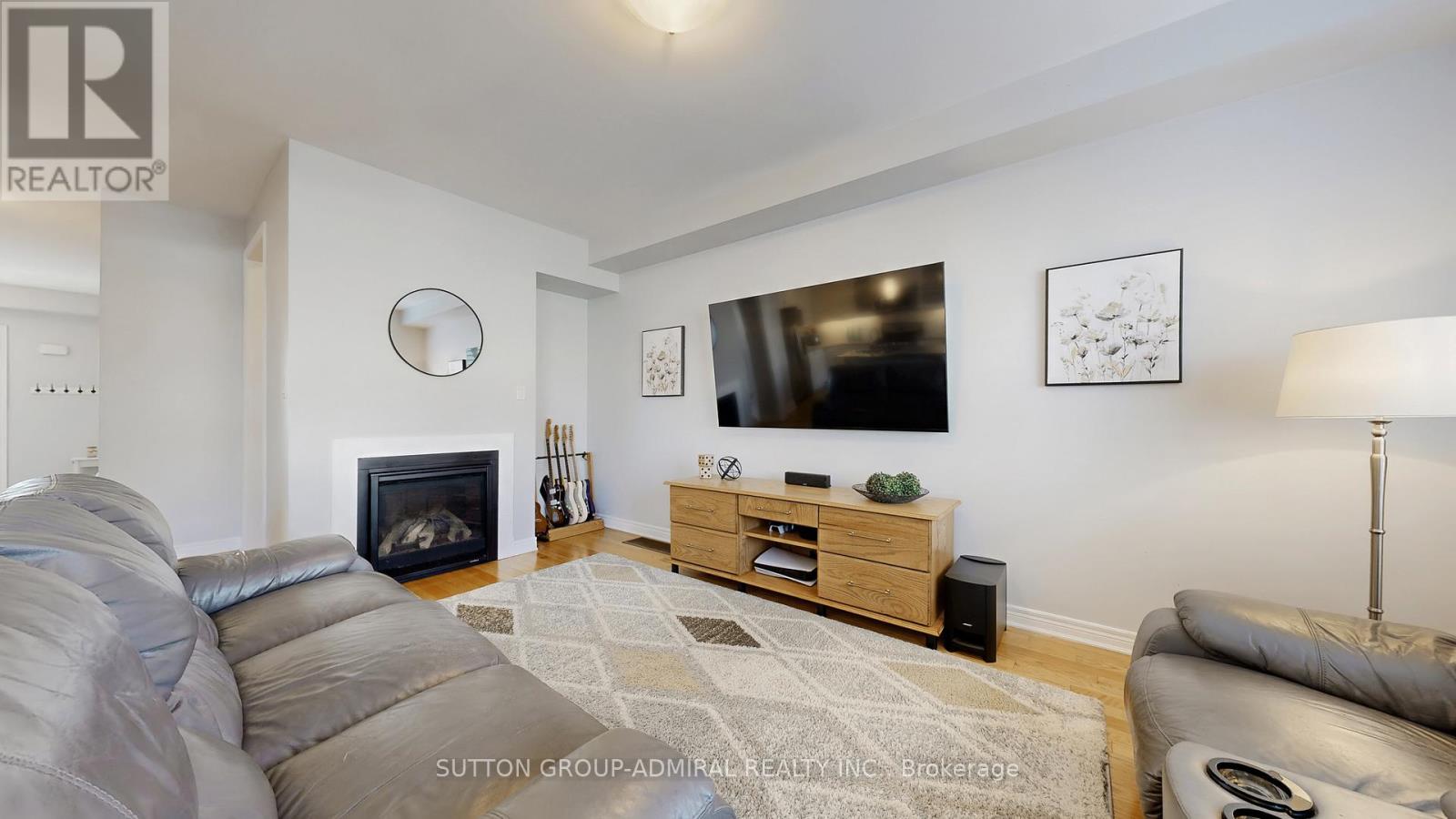 6 Andreeta Drive, Vaughan, Ontario  L4H 4H4 - Photo 9 - N12590994