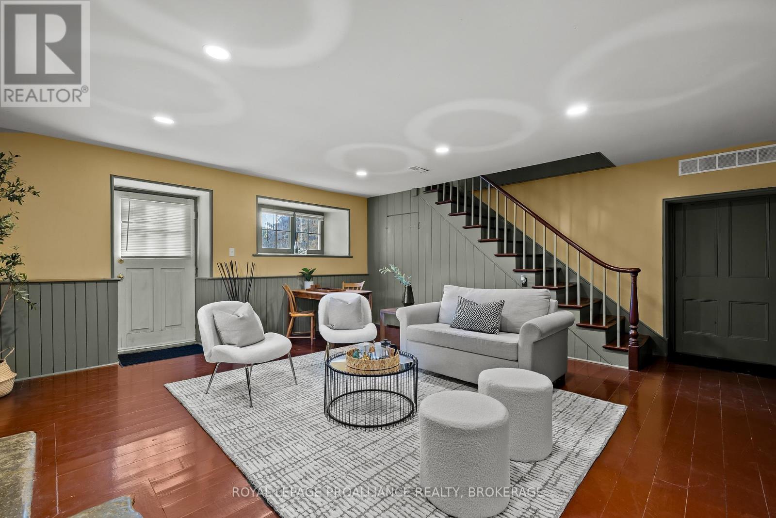 1049 Highway 2 E, Kingston, Ontario  K7L 4V1 - Photo 28 - X12591204