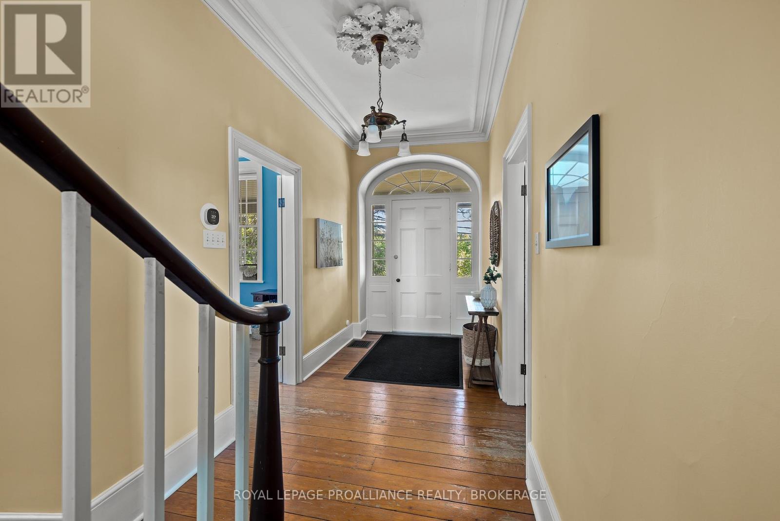 1049 Highway 2 E, Kingston, Ontario  K7L 4V1 - Photo 4 - X12591204