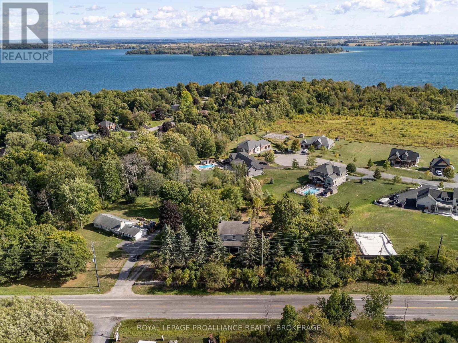 1049 Highway 2 E, Kingston, Ontario  K7L 4V1 - Photo 43 - X12591204