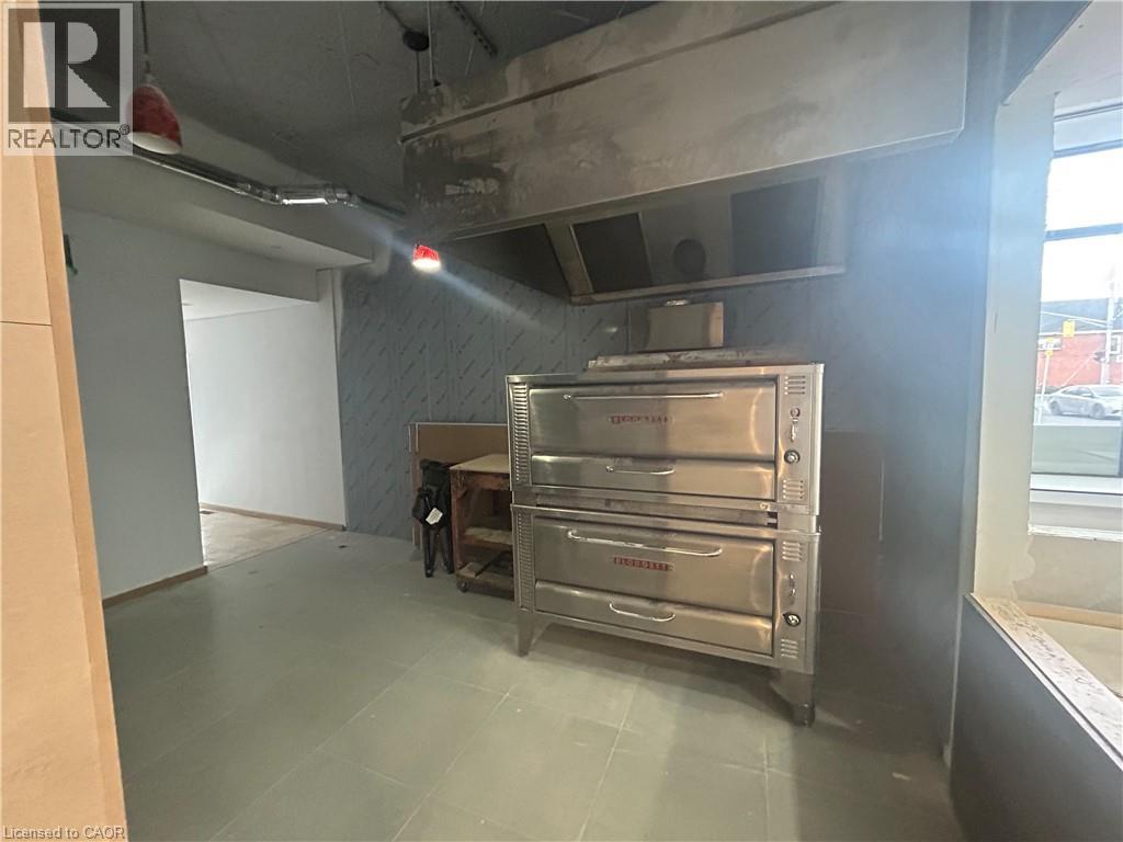 537 Concession Street, Hamilton, Ontario  L8V 1A7 - Photo 9 - 40791161