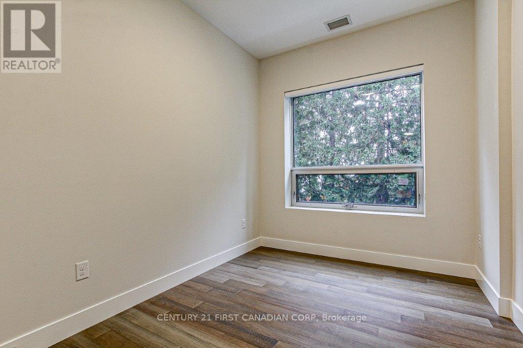 108 - 1696 Fiddlehead Place, London North, Ontario  N6G 2V7 - Photo 8 - X12591050