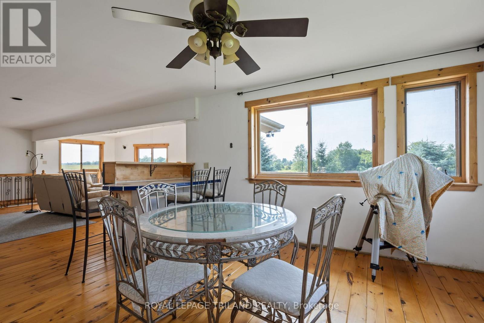 25090 Dundonald Road, Southwest Middlesex, Ontario  N0N 1A0 - Photo 11 - X12591102