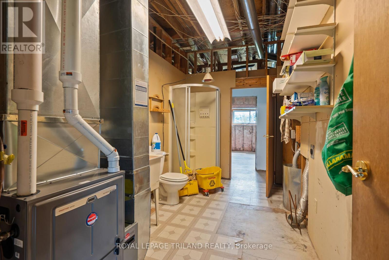 25090 Dundonald Road, Southwest Middlesex, Ontario  N0N 1A0 - Photo 33 - X12591102