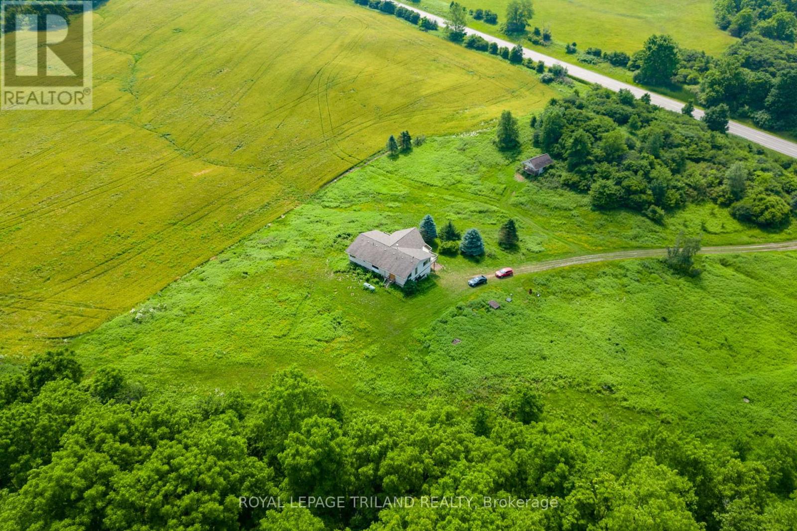 25090 Dundonald Road, Southwest Middlesex, Ontario  N0N 1A0 - Photo 42 - X12591102