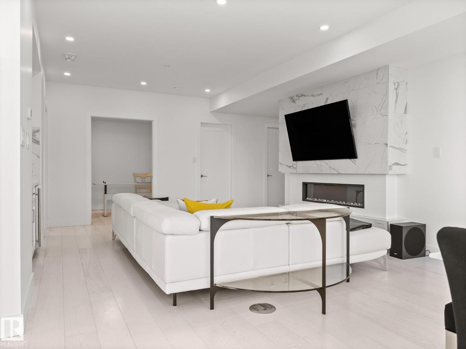 #605 14105 West Block Dr Nw, Edmonton, Alberta  T5N 1L5 - Photo 5 - E4467157