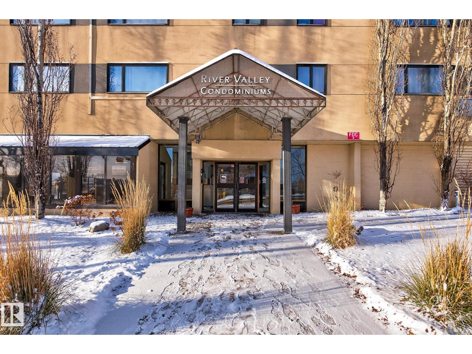 #308 9710 105 St Nw, Edmonton, Alberta T5K 1A4 - Photo 2 - E4467158