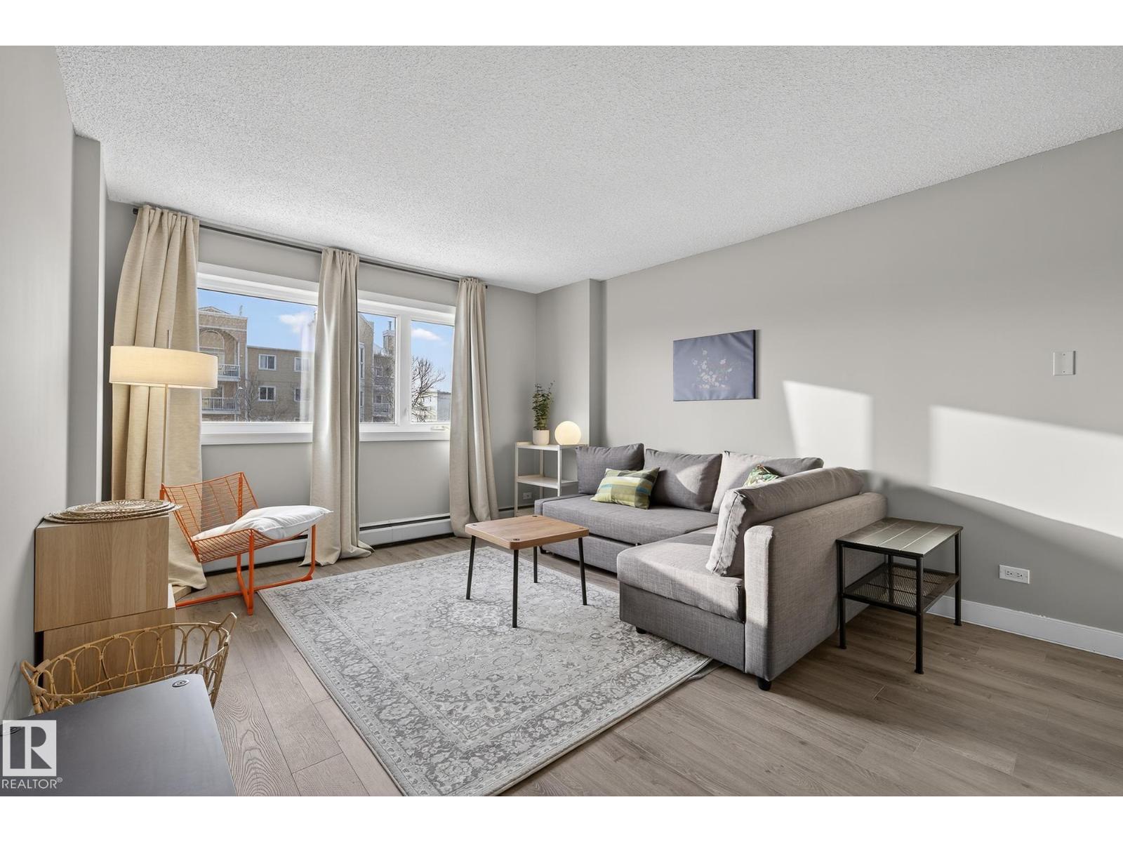 #308 9710 105 St Nw, Edmonton, Alberta T5K 1A4 - Photo 5 - E4467158