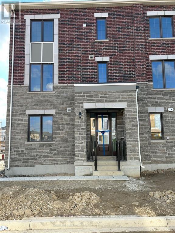 44 MELMAR STREET, Brampton, Ontario