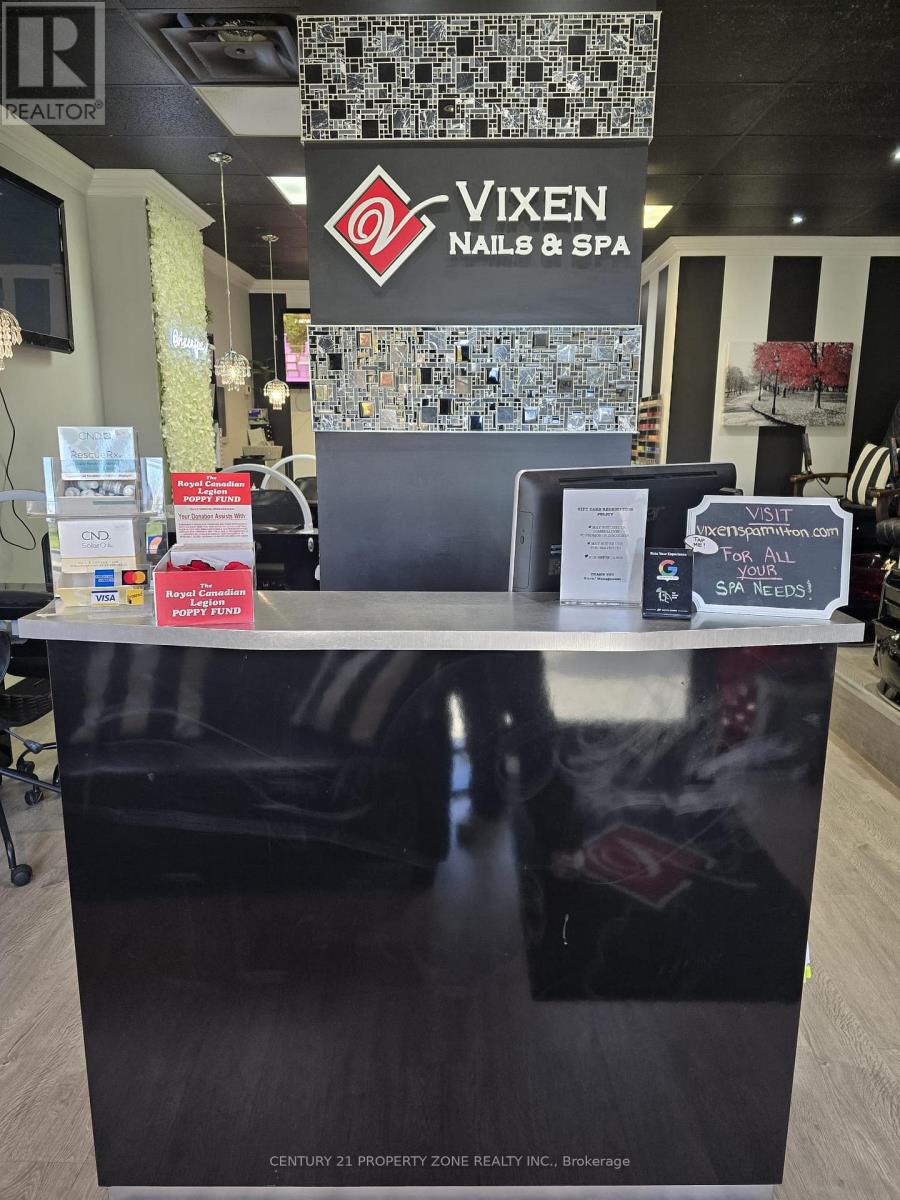 545 Thompson Road, Milton, Ontario  L9T 7Z1 - Photo 1 - W12590946