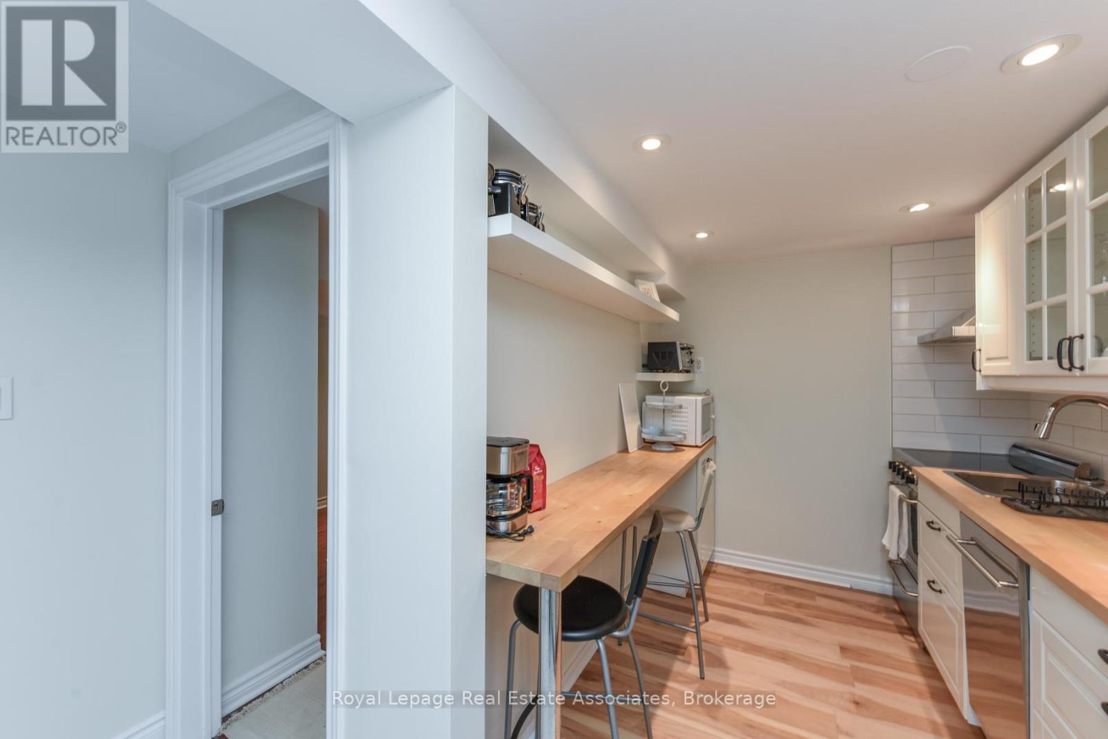 Lower Level - 3162 Folkway Drive, Mississauga, Ontario  L5L 2A3 - Photo 10 - W12590948