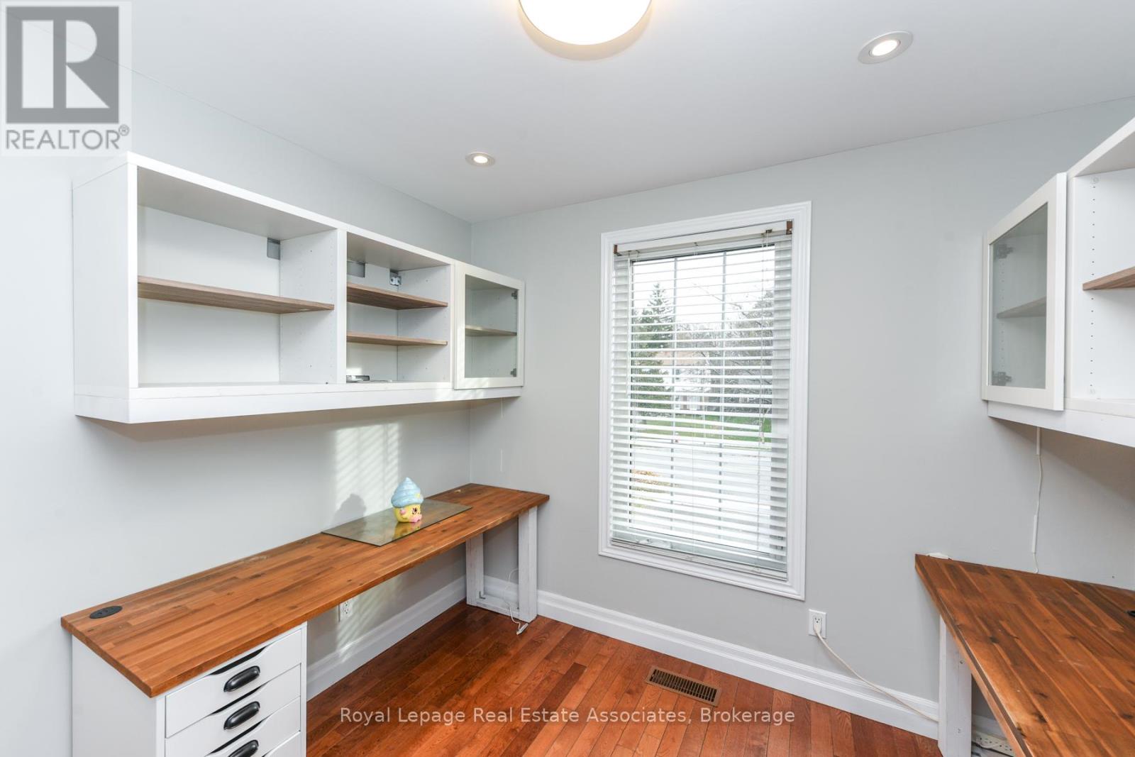 Upper Level - 3162 Folkway Drive, Mississauga, Ontario  L5L 2A3 - Photo 24 - W12590950