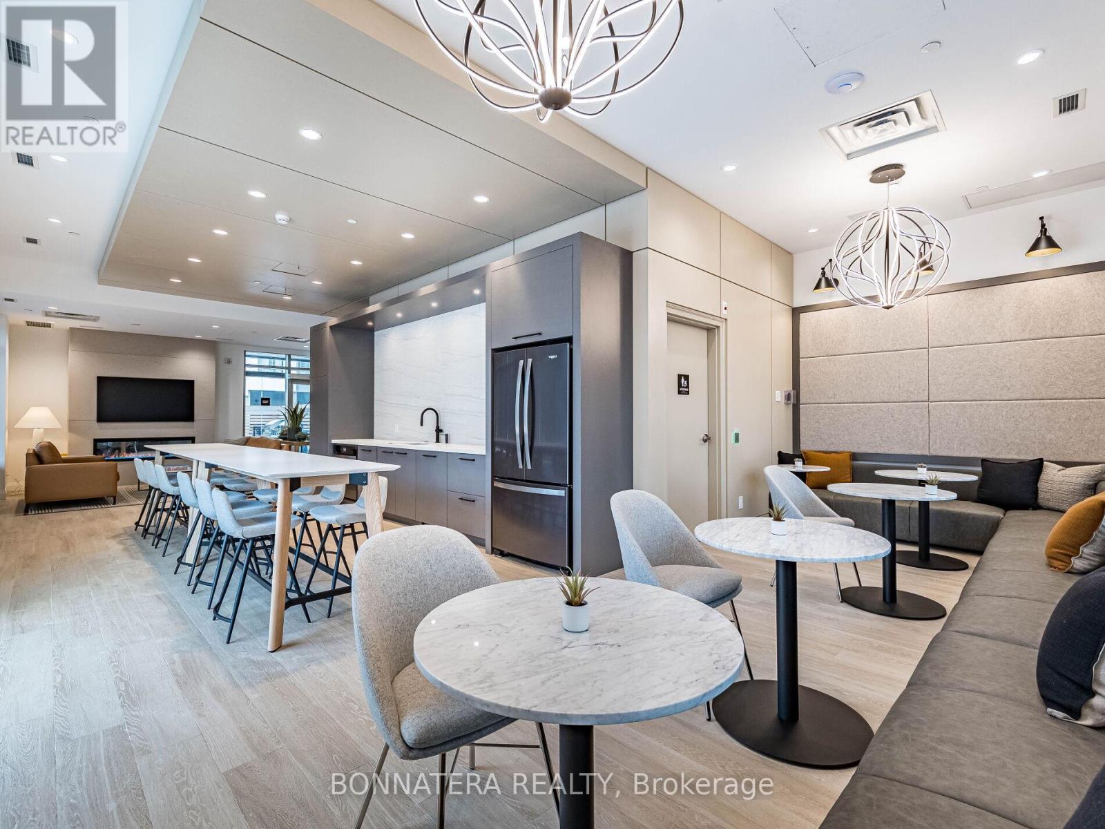 404 - 3250 Carding Mill Trail, Oakville, Ontario  L6M 1L3 - Photo 47 - W12590970