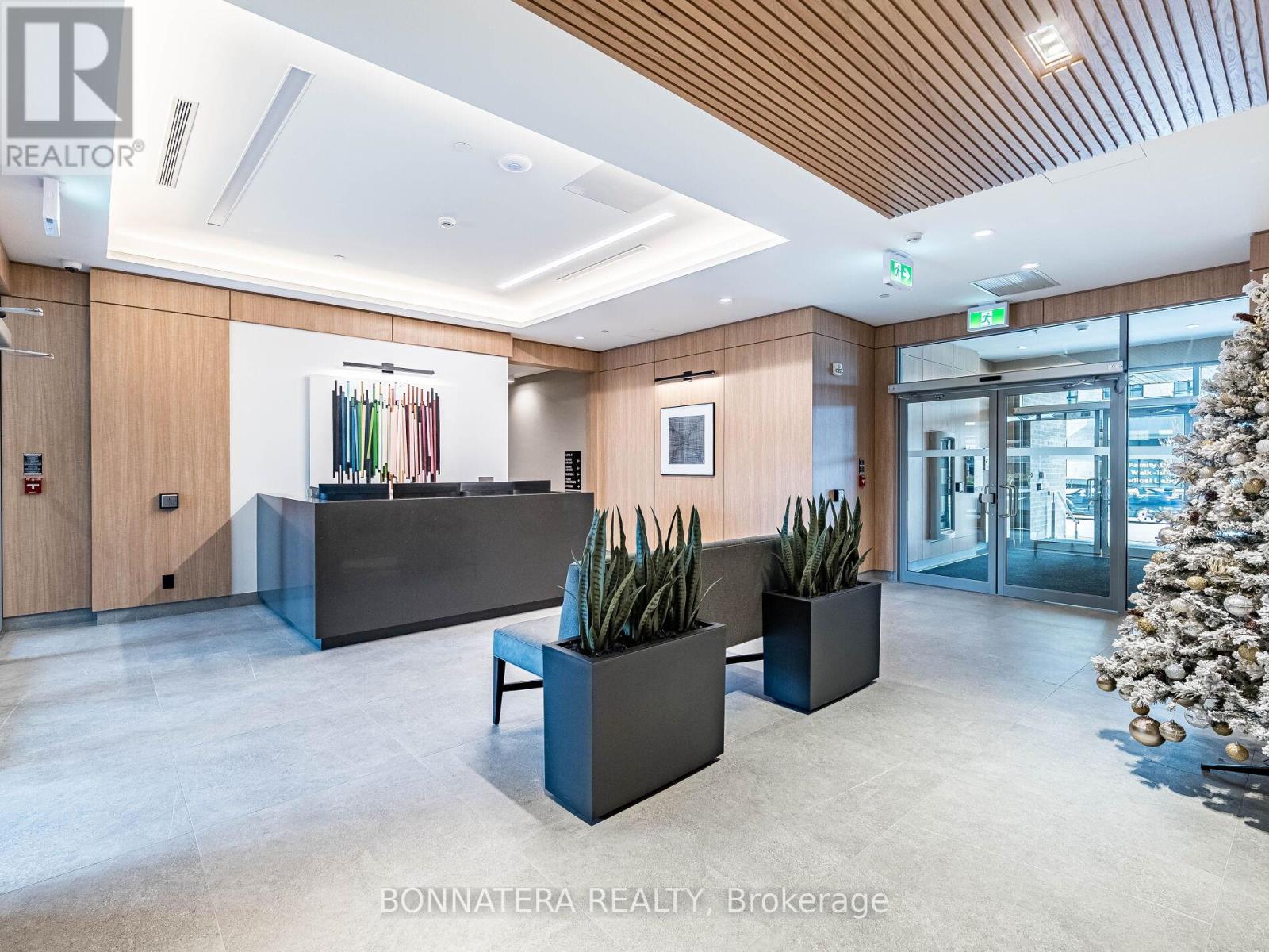 404 - 3250 Carding Mill Trail, Oakville, Ontario  L6M 1L3 - Photo 8 - W12590970