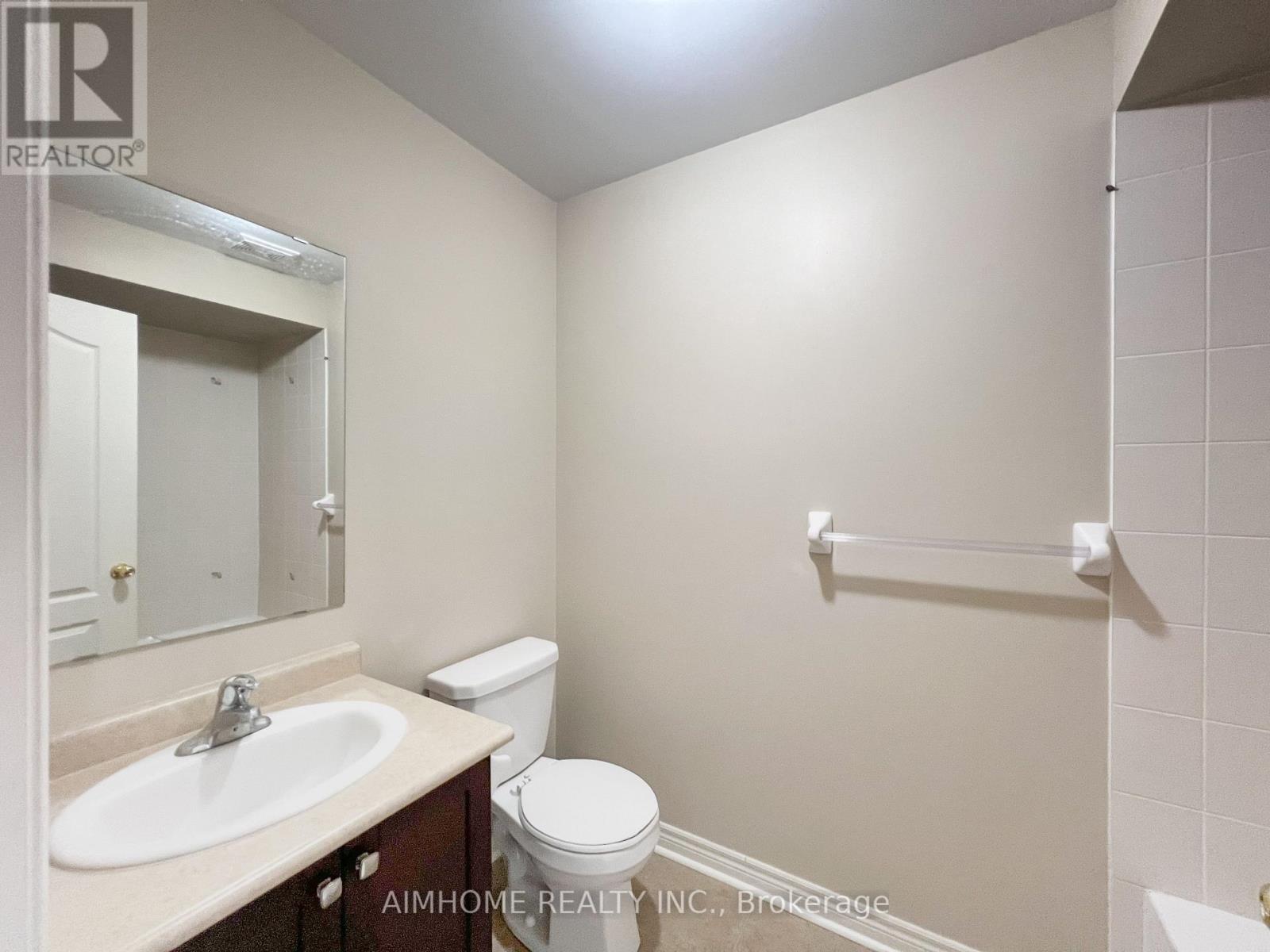4439 Centretown Way, Mississauga, Ontario  L5R 0C6 - Photo 15 - W12590986