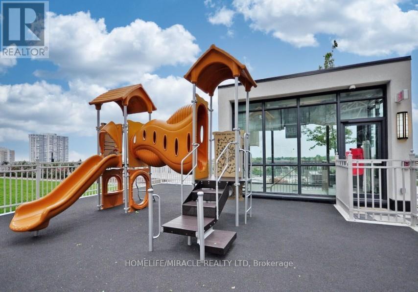 1703 - 4070 Confederation Parkway, Mississauga, Ontario  L5B 0E9 - Photo 25 - W12590990