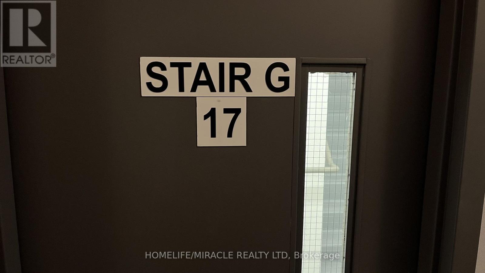 1703 - 4070 Confederation Parkway, Mississauga, Ontario  L5B 0E9 - Photo 4 - W12590990