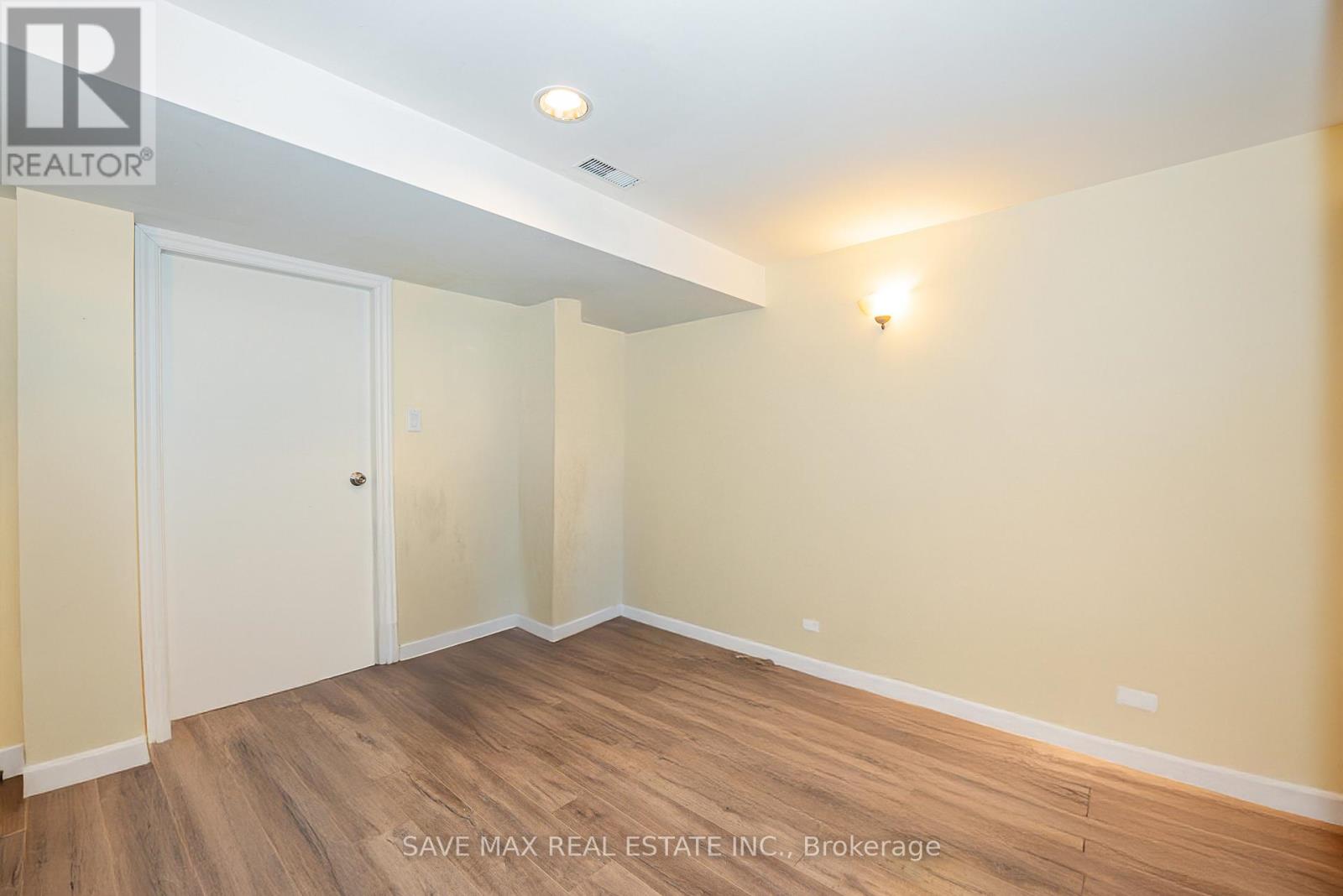 77 Colonel Bertram Road, Brampton, Ontario  L6Z 4T6 - Photo 33 - W12591002