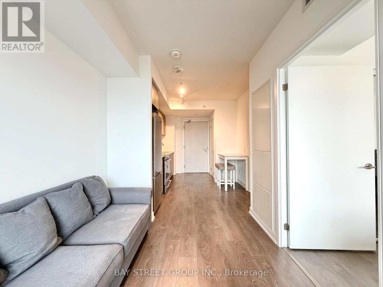 1609 - 30 Samuel Wood Way, Toronto, Ontario  M9B 0C9 - Photo 9 - W12591004