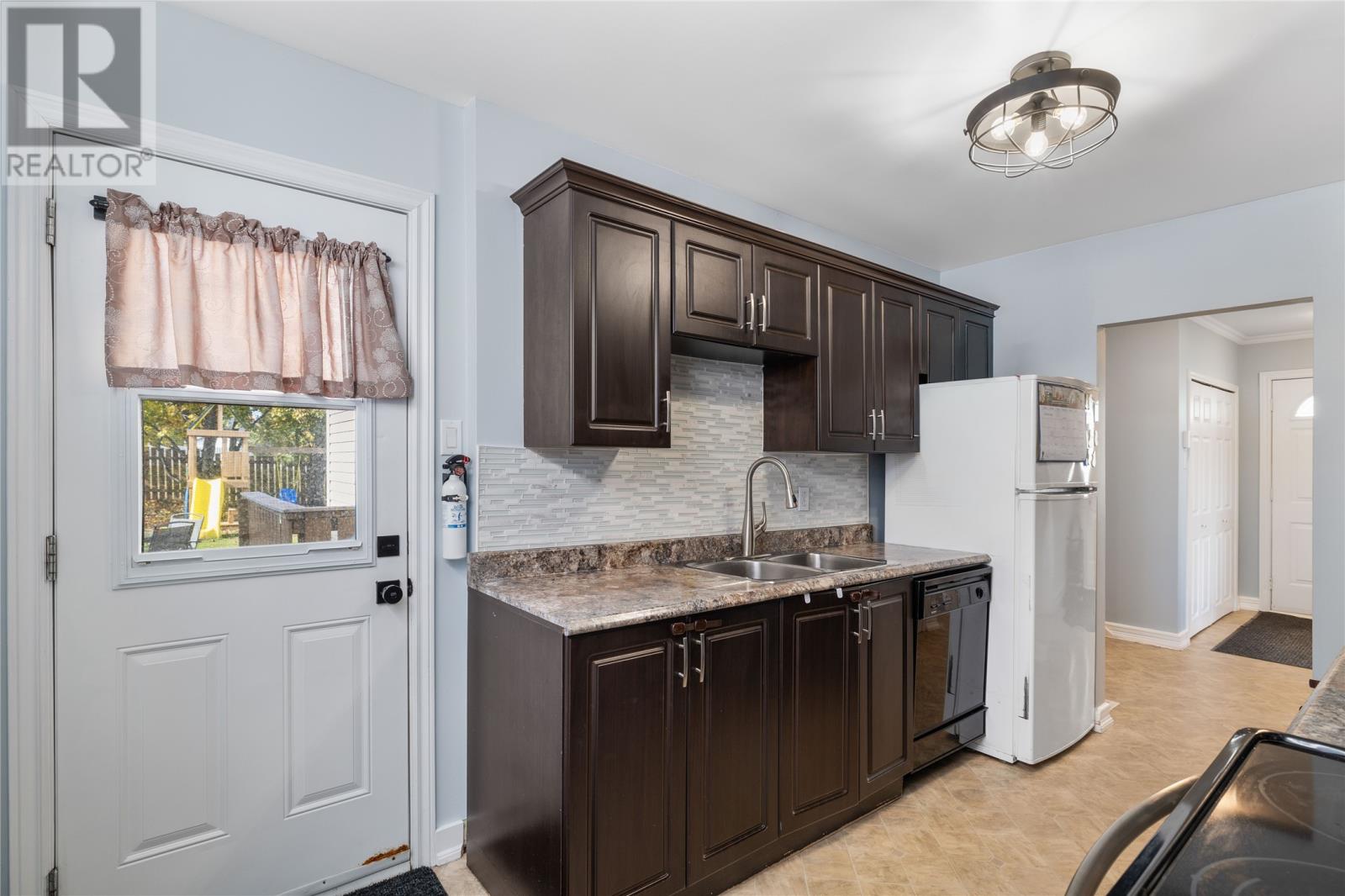 6 Wellington Crescent, Mt. Pearl, Newfoundland & Labrador  A1N 2E2 - Photo 11 - 1293021