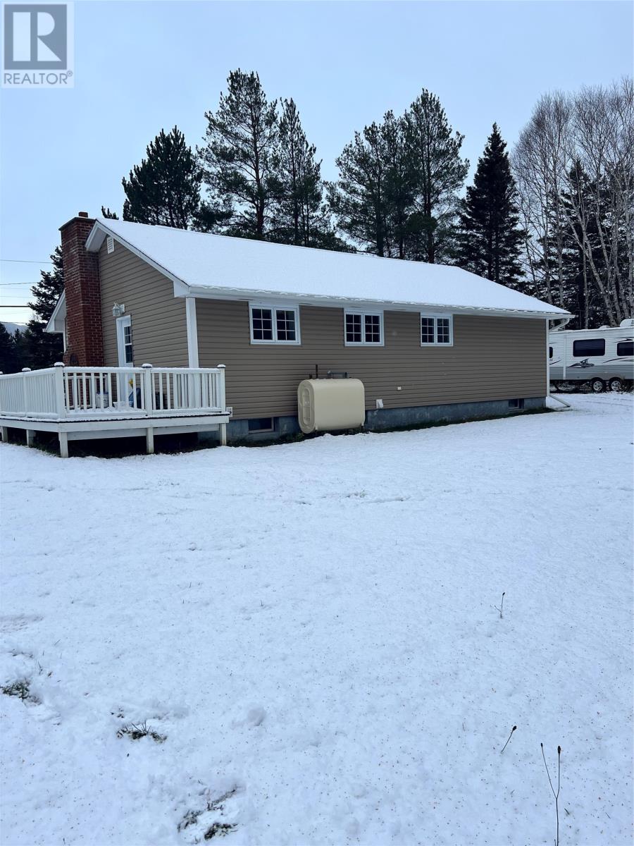 93 Midland Row, Pasadena, Newfoundland & Labrador  A0L 1K0 - Photo 3 - 1293015