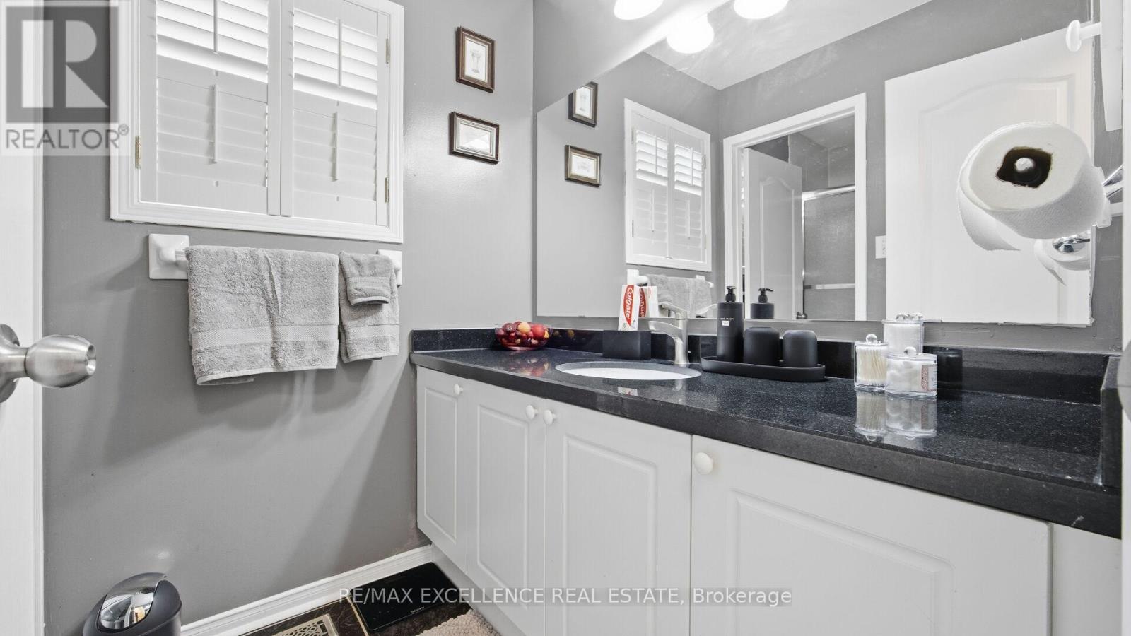 59 Linderwood Drive, Brampton, Ontario  L7A 1S4 - Photo 35 - W12590260