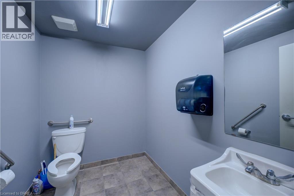 469 Hardy Road Unit# 2, Brantford, Ontario  N3T 5L8 - Photo 17 - 40788447