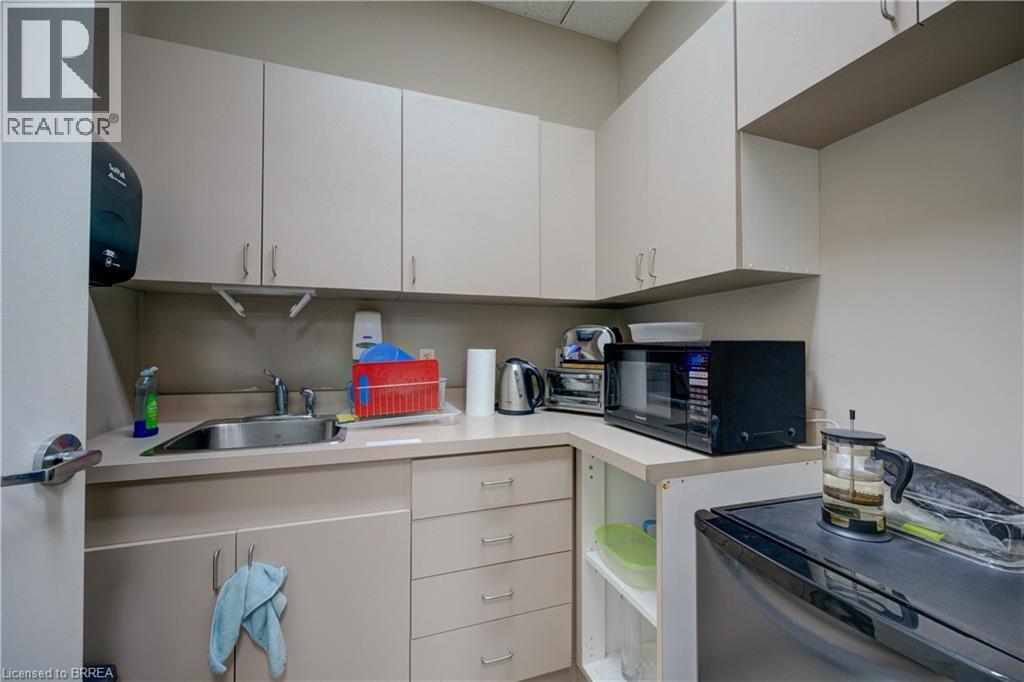 469 Hardy Road Unit# 2, Brantford, Ontario  N3T 5L8 - Photo 8 - 40788447