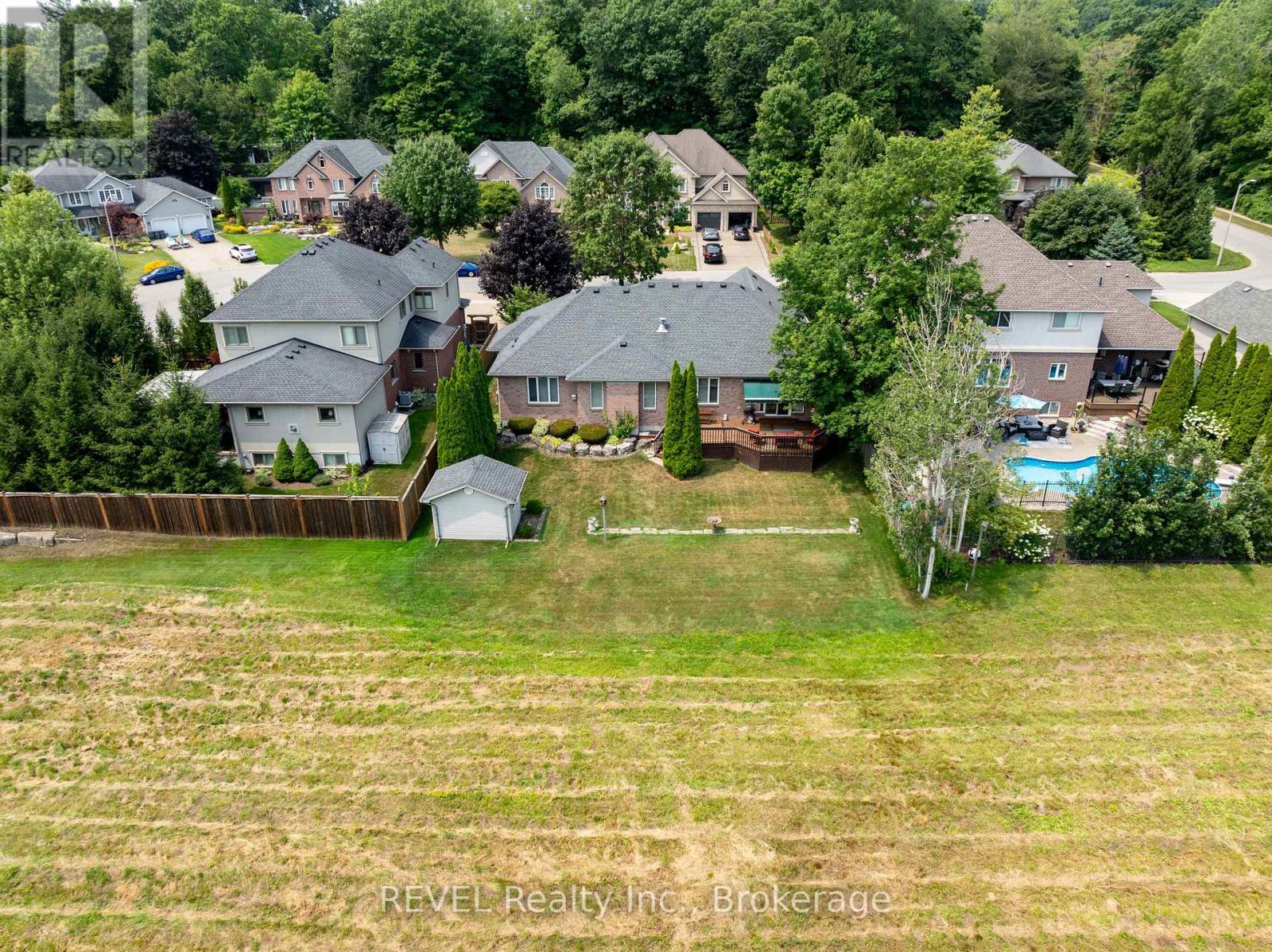 5 Beechwood Crescent, Pelham, Ontario  L0S 1E7 - Photo 46 - X12591188