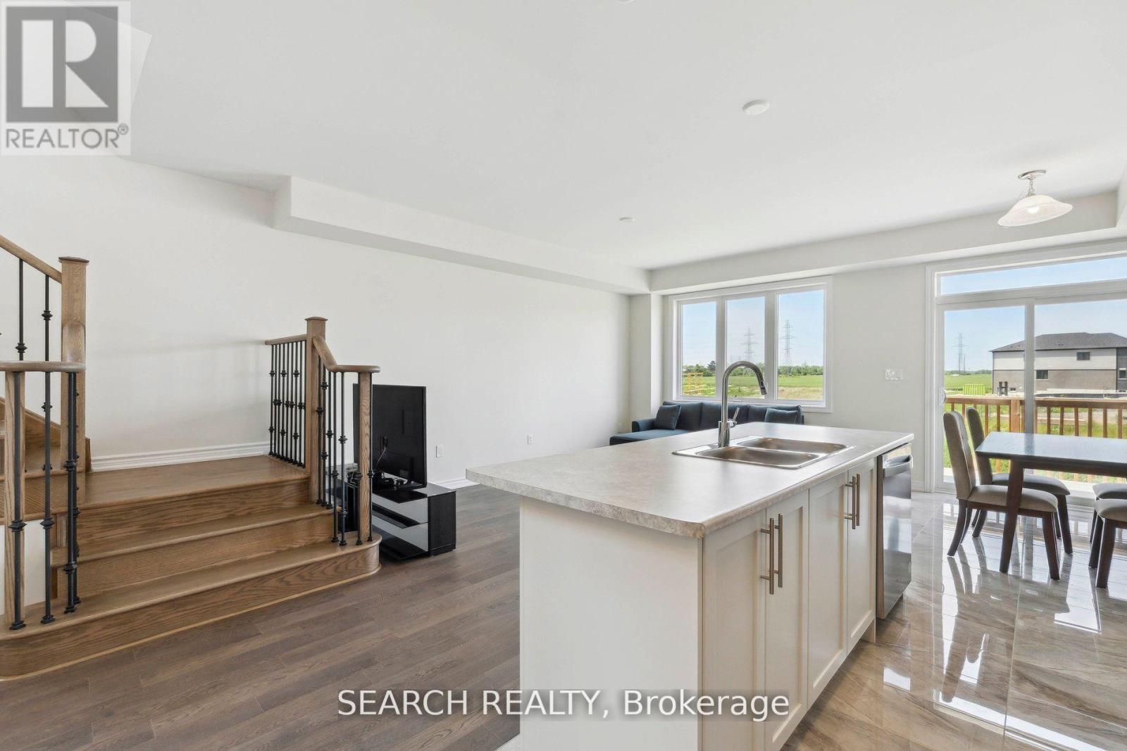 171 Vanilla Trail, Thorold, Ontario  L2V 0L2 - Photo 13 - X12591012