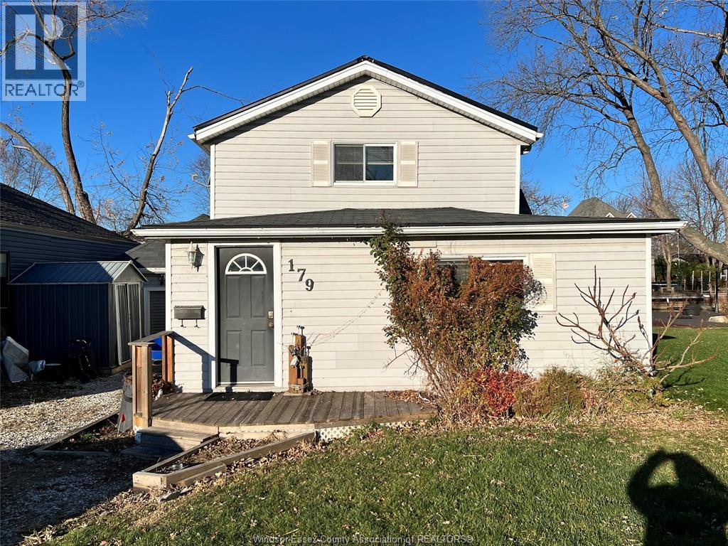 MLS# 25030866: 179 EAST PUCE ROAD, Lakeshore, Canada