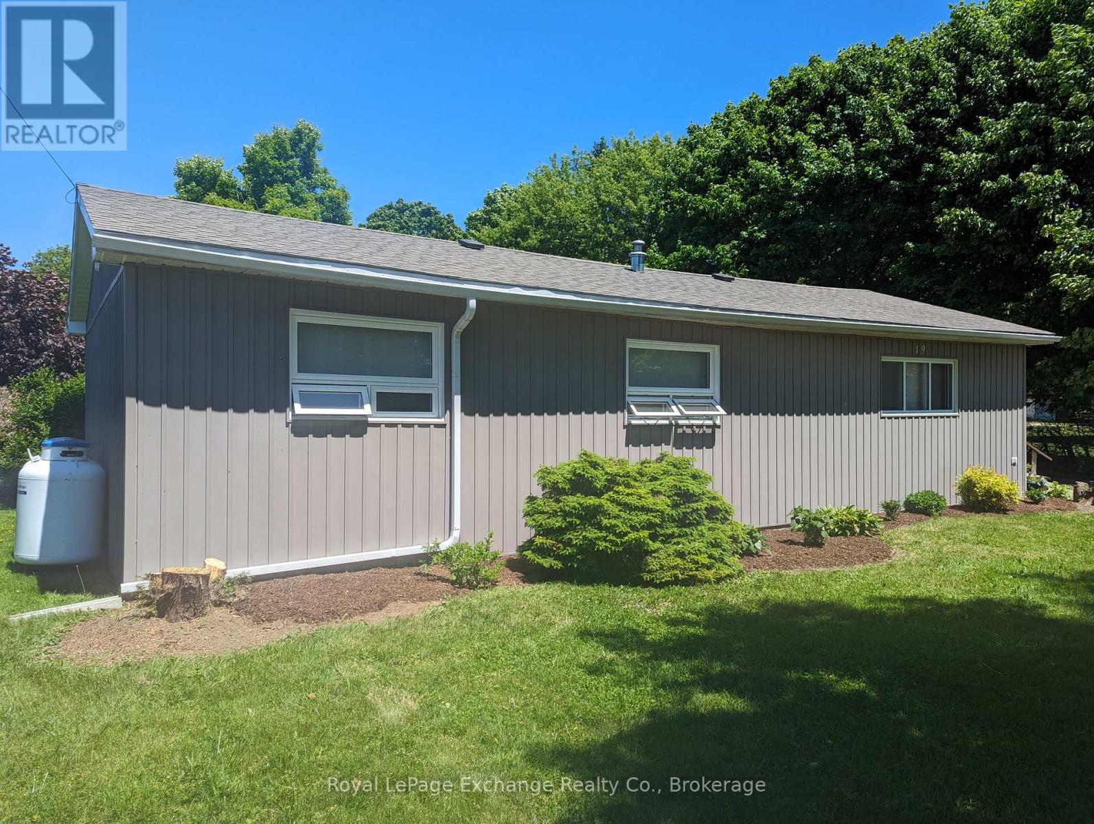 19 Park Street, Huron-Kinloss, Ontario  N0G 2R0 - Photo 15 - X12591034