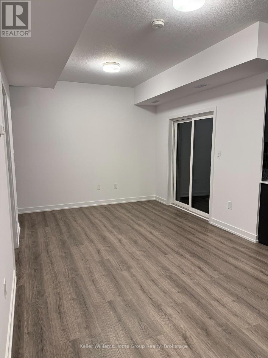 100 - 940 St David Street N, Centre Wellington, Ontario  N1M 0L7 - Photo 11 - X12591114