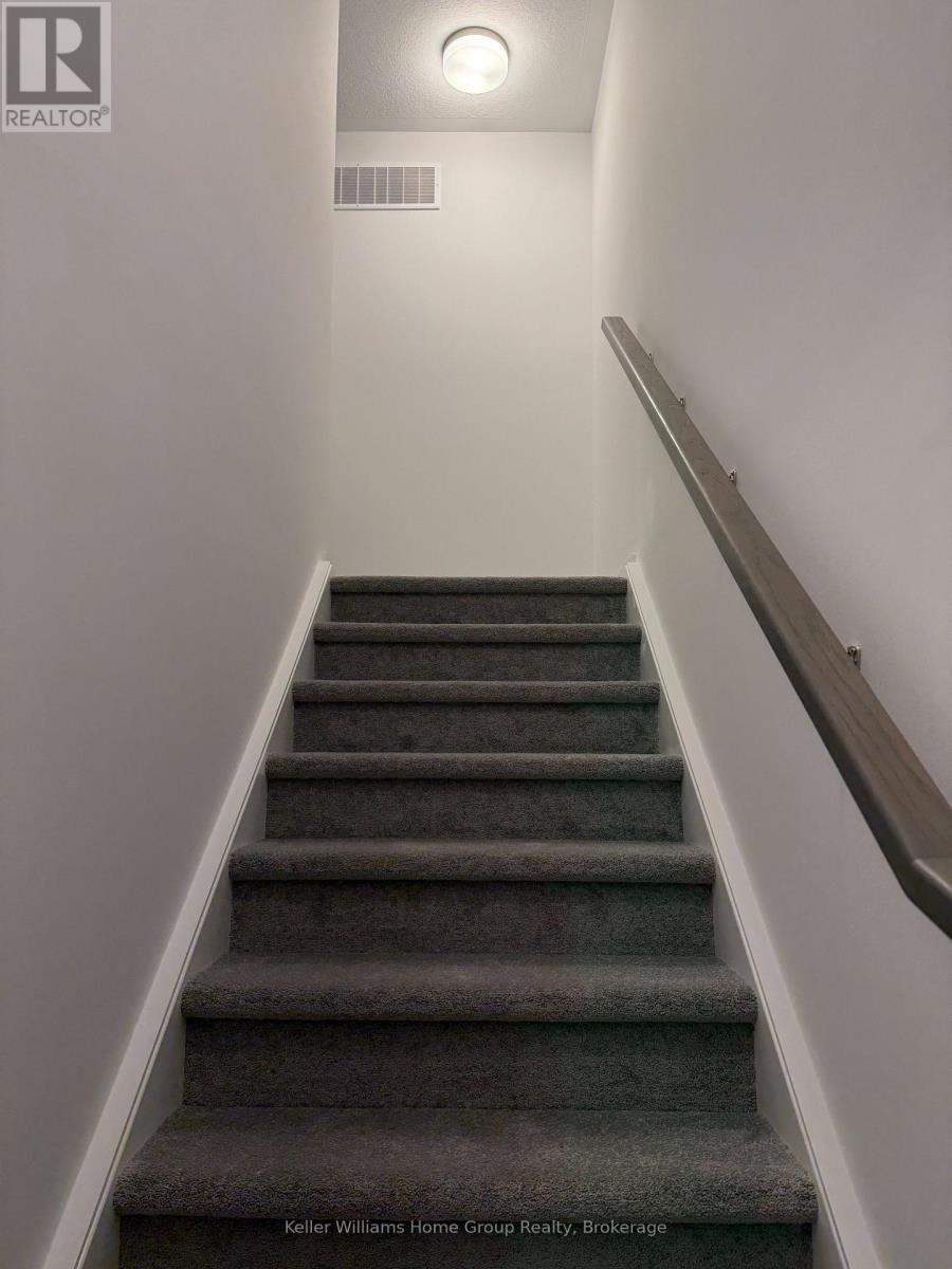 100 - 940 St David Street N, Centre Wellington, Ontario  N1M 0L7 - Photo 17 - X12591114