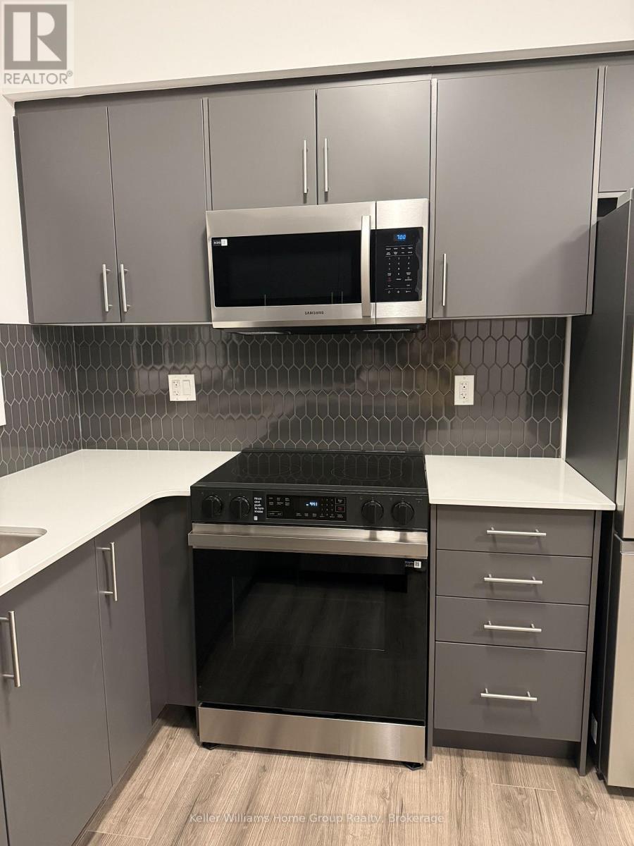 100 - 940 St David Street N, Centre Wellington, Ontario  N1M 0L7 - Photo 8 - X12591114