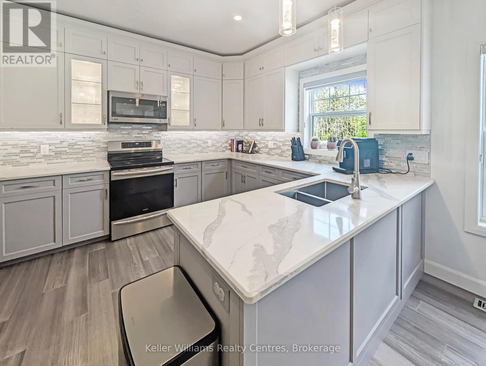 187 Pellisier Street, Grey Highlands, Ontario  N0C 1E0 - Photo 11 - X12591142