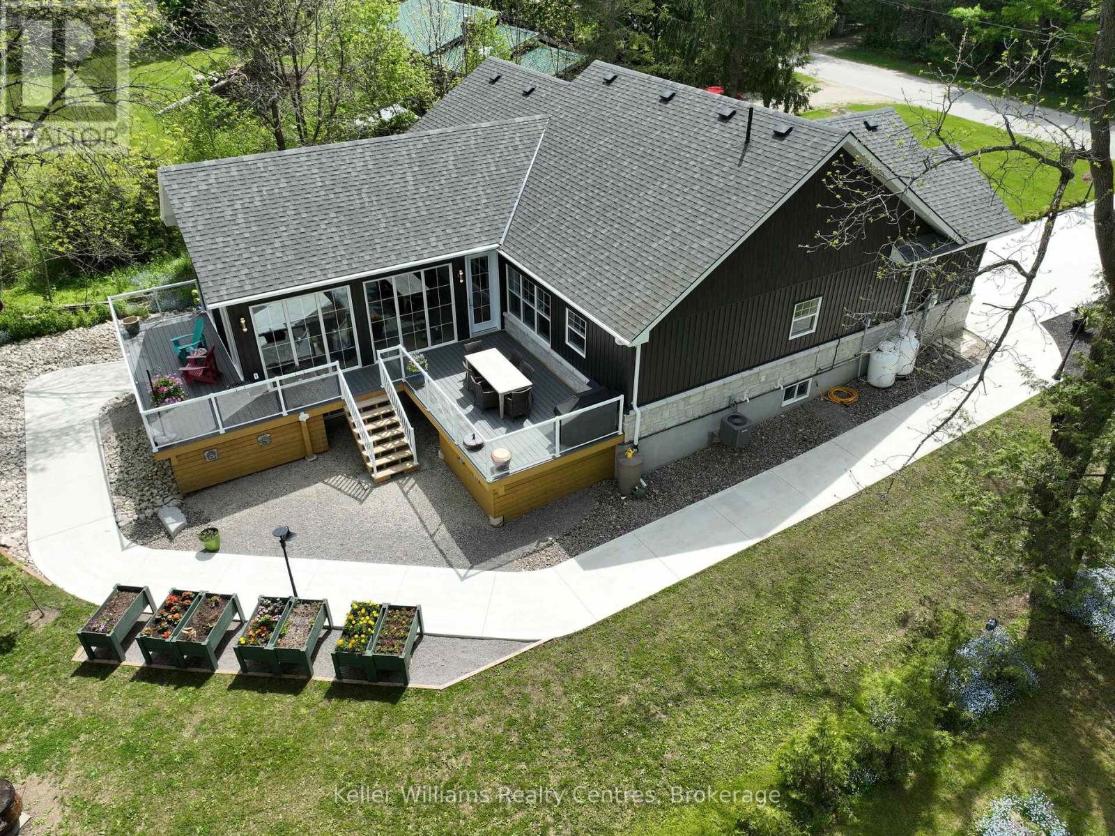 187 Pellisier Street, Grey Highlands, Ontario  N0C 1E0 - Photo 37 - X12591142