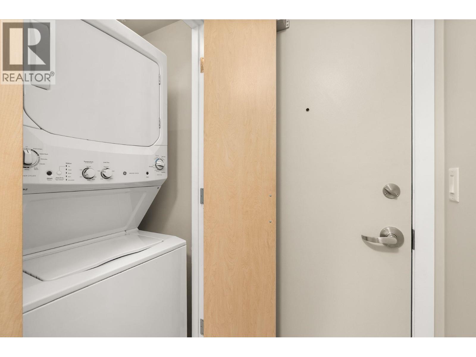 2901 969 Richards Street, Vancouver, British Columbia V6B 1A8 - Photo 37 - R3070807