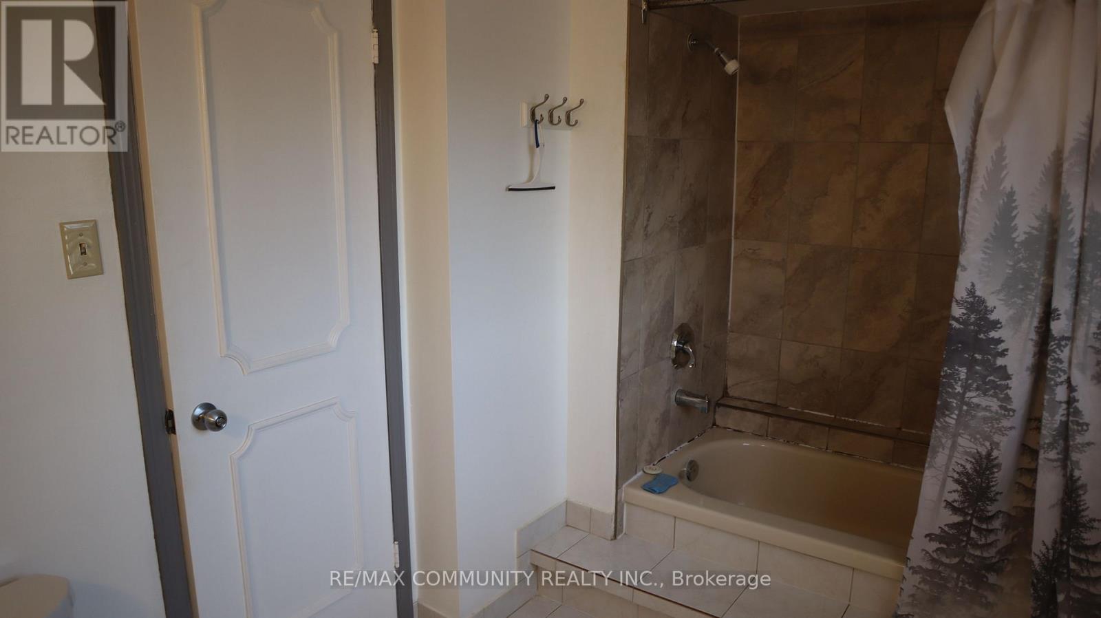 172 Bellamy Road, Toronto (Eglinton East), Ontario  M1J 2L5 - Photo 15 - E12547916