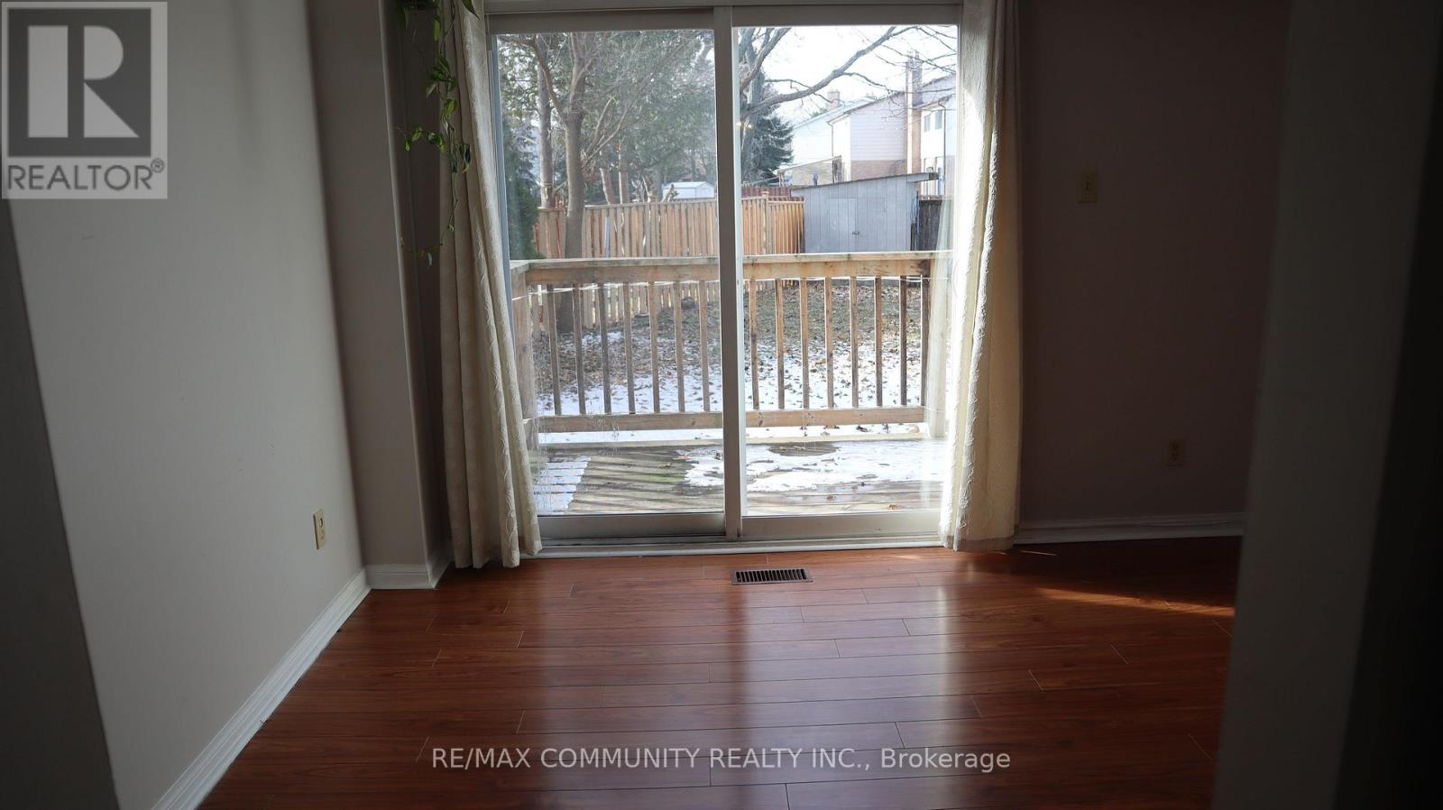 172 Bellamy Road, Toronto (Eglinton East), Ontario  M1J 2L5 - Photo 8 - E12547916