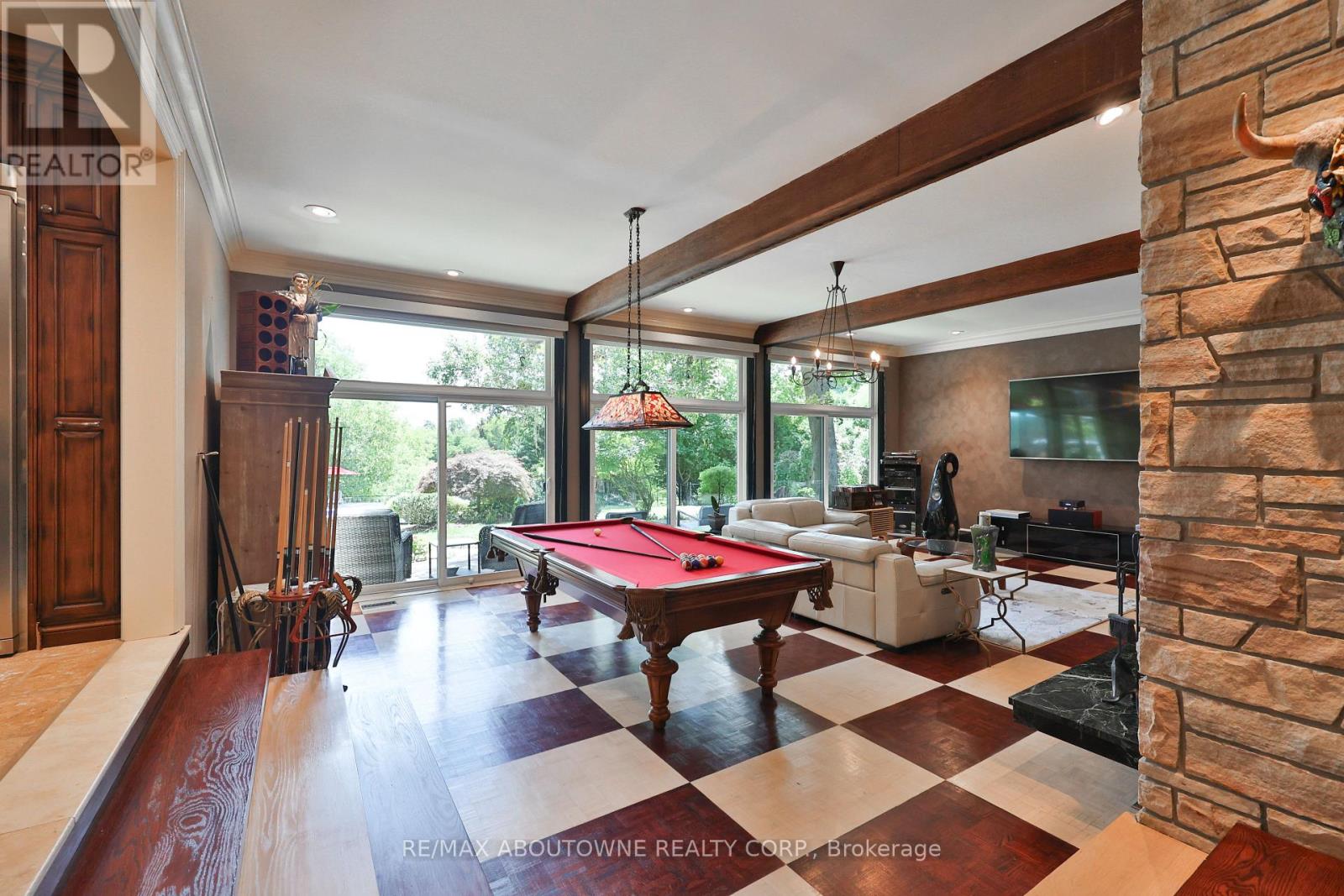 24 School Street, Hamilton, Ontario  L0R 2H0 - Photo 18 - X12382737