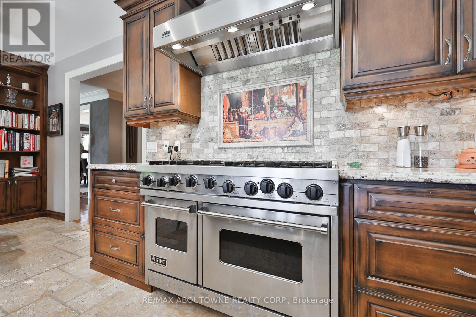 24 School Street, Hamilton, Ontario  L0R 2H0 - Photo 31 - X12382737