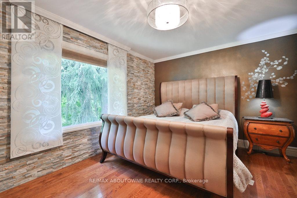 24 School Street, Hamilton, Ontario  L0R 2H0 - Photo 45 - X12382737