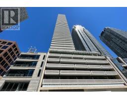 304 - 2221 Yonge Street, Toronto (Mount Pleasant West), Ca