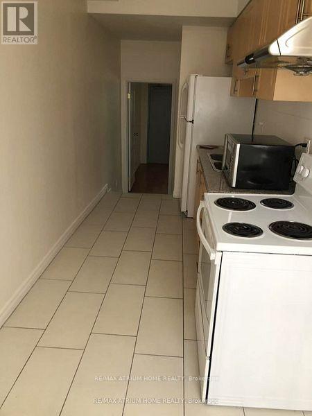 301 - 413 SPADINA AVENUE, Toronto, Ontario