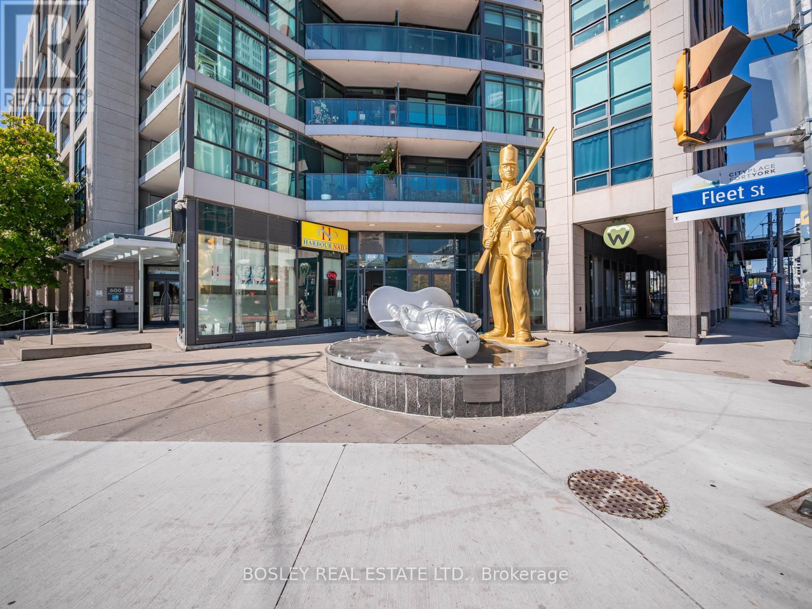 625 - 600 Fleet Street, Toronto, Ontario  M5V 1B7 - Photo 5 - C12591122